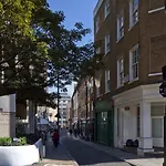 Fantastic 1 Bedroom Flat Leicester Square West End
